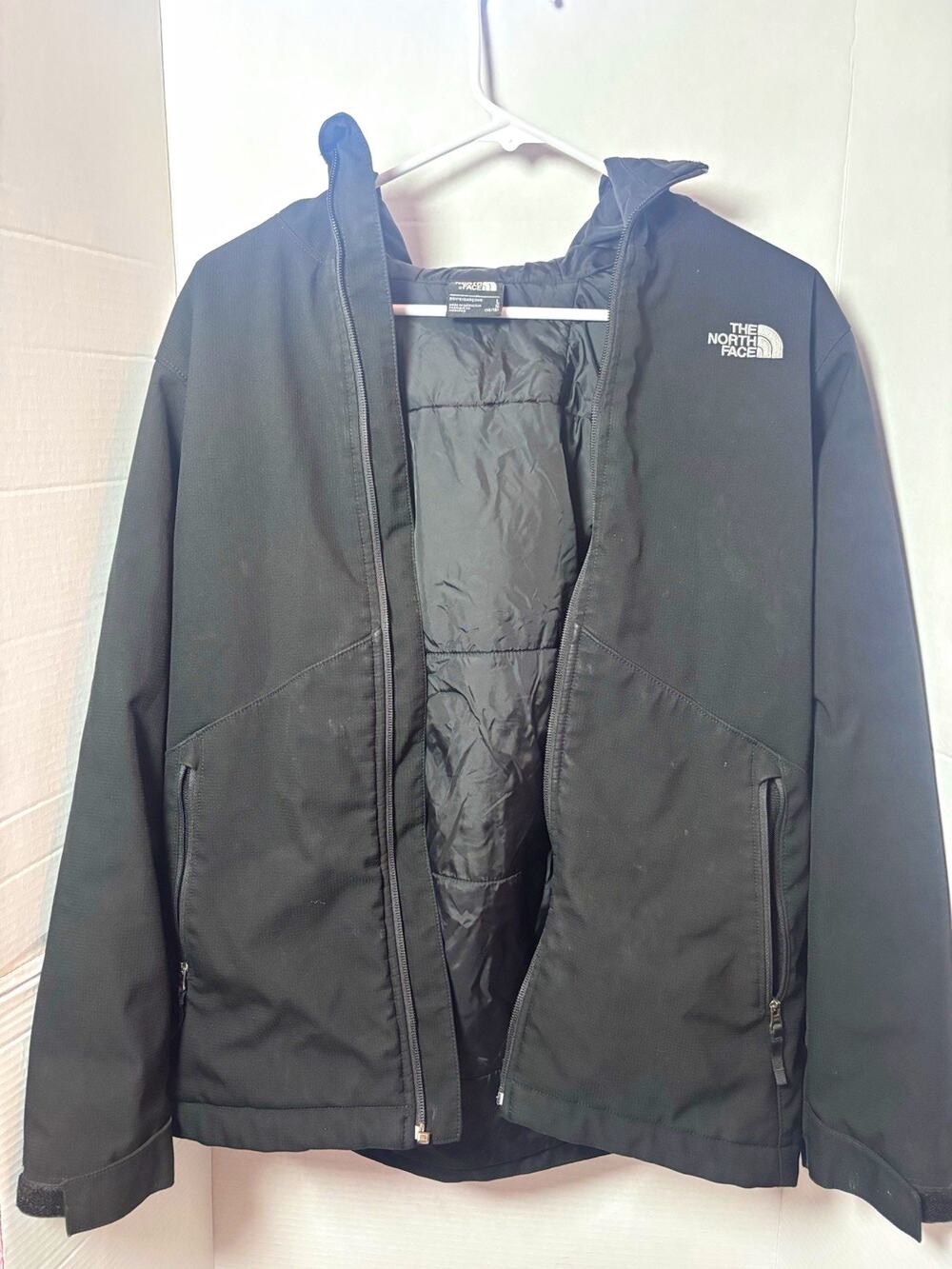 The North Face Boys’ L (14/16) Black Insulated Hooded Jacket – No Zipper